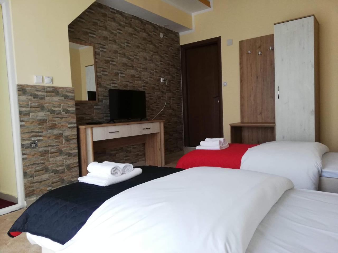 Hotel Panorama City Delcevo Экстерьер фото